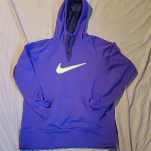 Large Nike Therma sweater
